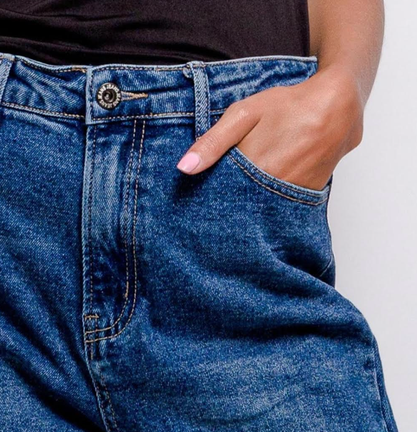 Mom Fit Straight Denim