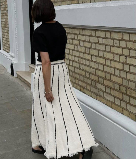 White knitwear skirt